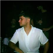 Insegno con il metodo della peer educazione confrontandomi con gli alunni e non con semplici lezioni frontali